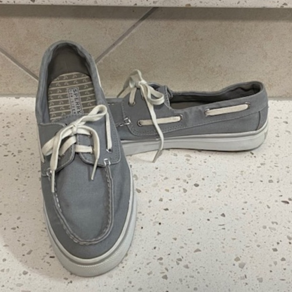 Gray Sperry Biscayne Shoes